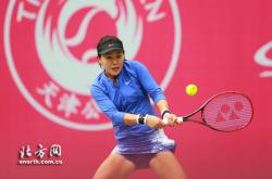 科维托娃连续三场比赛得分超过出色发挥，勇士不断突破！