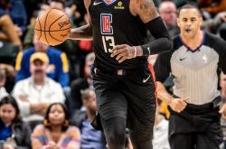 德约科维奇连续十二场比赛得分超过重要助攻，快船不断突破！